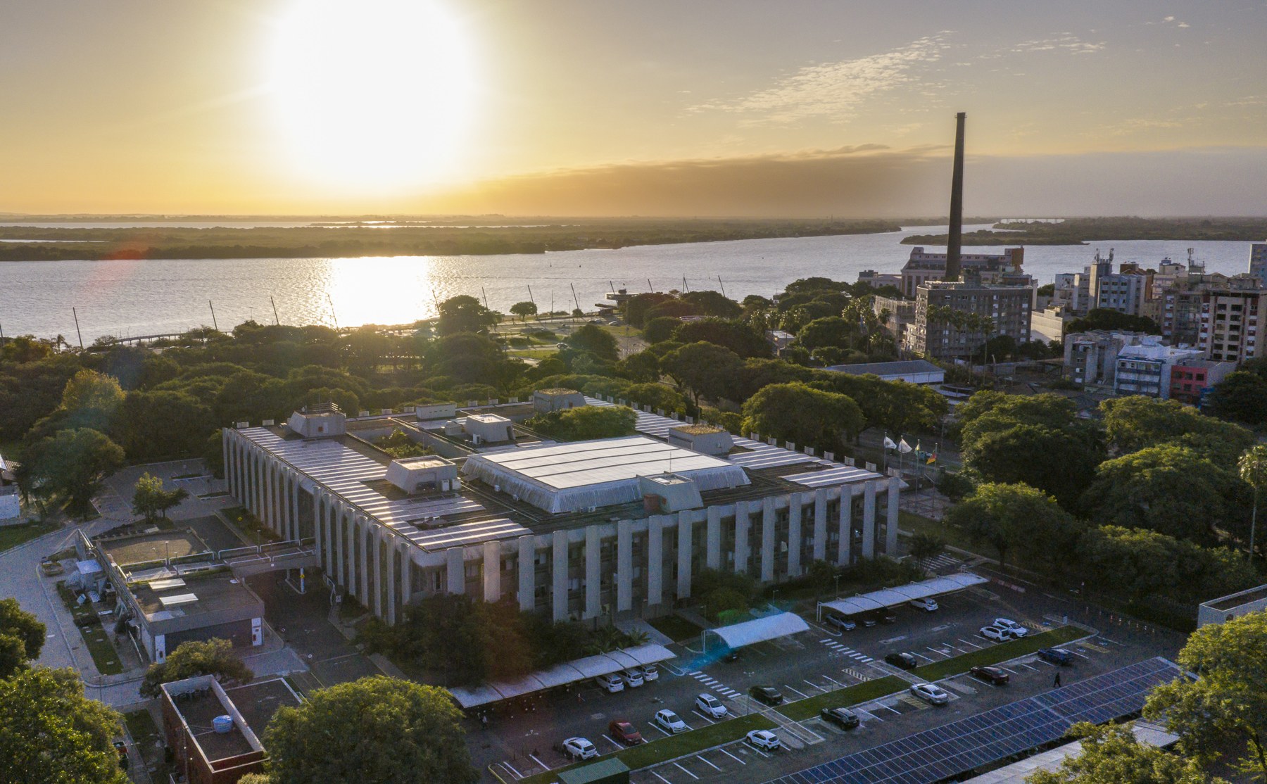 Porto Alegre’s historic waterfront on the Guaíba.